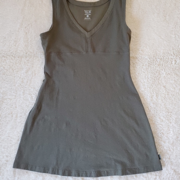Hiking Dress. Green with Black Stripe Design from MOUNTAIN HARD WEAR. - Picture 12 of 15